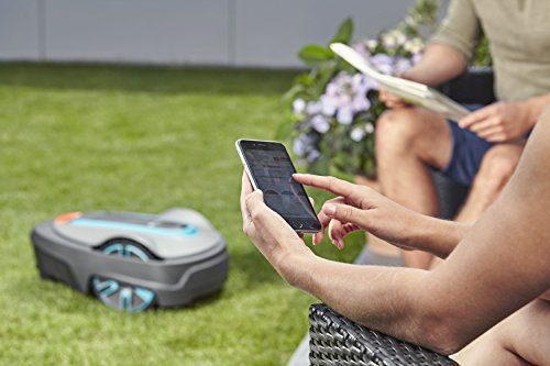GARDENA Smart System Set: Sileno City Lawn Mower Robot up to 250 m², Controllable via Smart App, Quiet, Spiral Mower Function, Intelligent Gateway (19069-20)